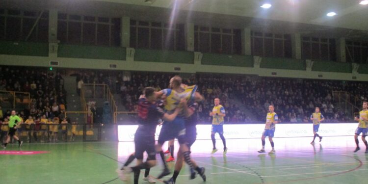 Było blisko! Stal minimalnie przegrała z Pogonią i żegna się z pucharem