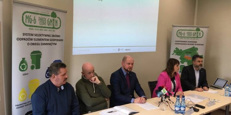 Gorzowianie nowej segregacji odpadów uczą się powoli i stopniowo