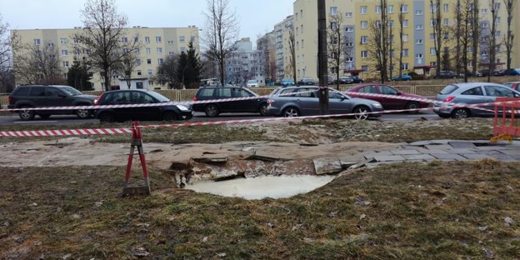 Awaria na Górczynie. PWiK: woda wraca do mieszkań