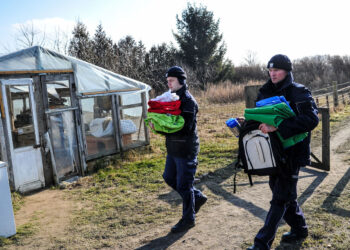Policjanci o złotych sercach