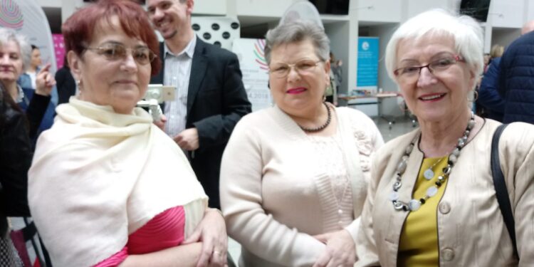 Konferencja kobiet w filharmonii