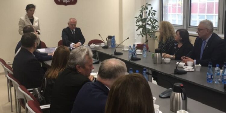 1,5 mln na „Senior Plus”