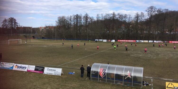 Falstart Warty z Czarnymi Browar