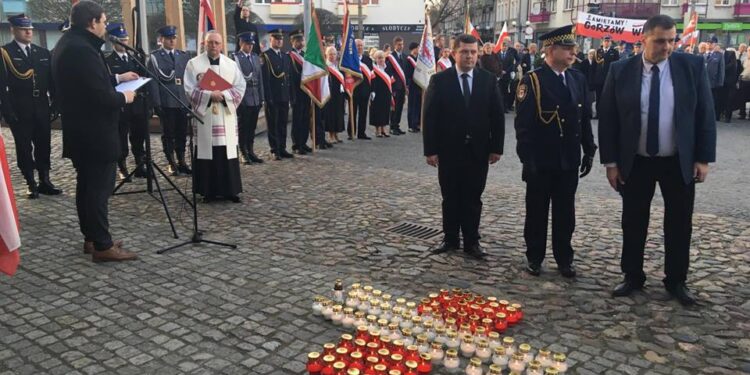 8. rocznica katastrofy smoleńskiej w Gorzowie [GALERIA]