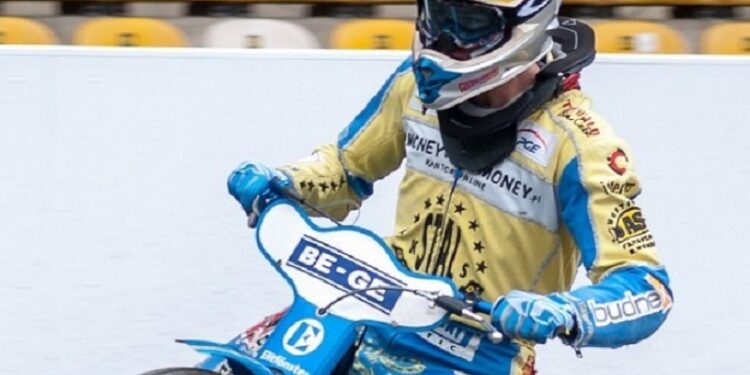 Stal powalczy z Tarnowem z Czerniawskim w składzie