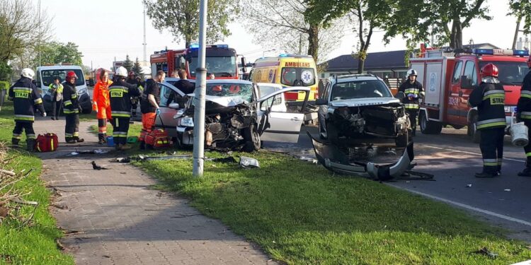 Pijany kierowca sprawcą czołówki