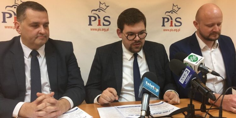 Radni PiS podliczyli miliony dla Gorzowa