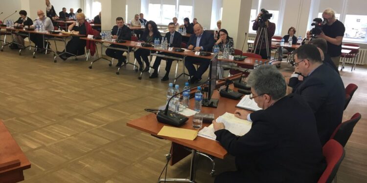 Miasto dołoży do LPR