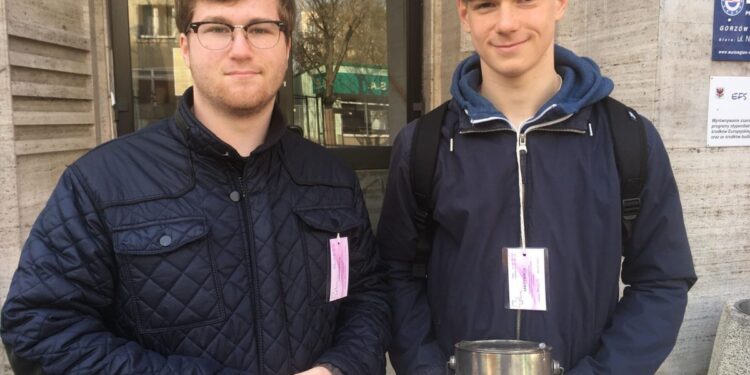 Zbierają dla hospicjum