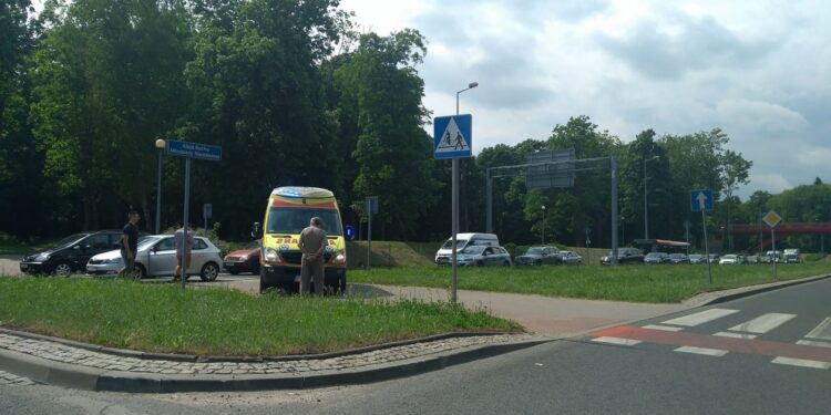 Potrącenie na rondzie Ofiar Katynia
