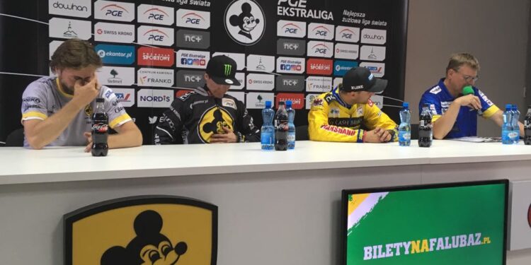 Po derbach: Chomski zadowolony, Skórnicki smutny, szuka plusów i przełamania zespołu