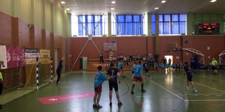 Stilon przegrał na własnym stadionie