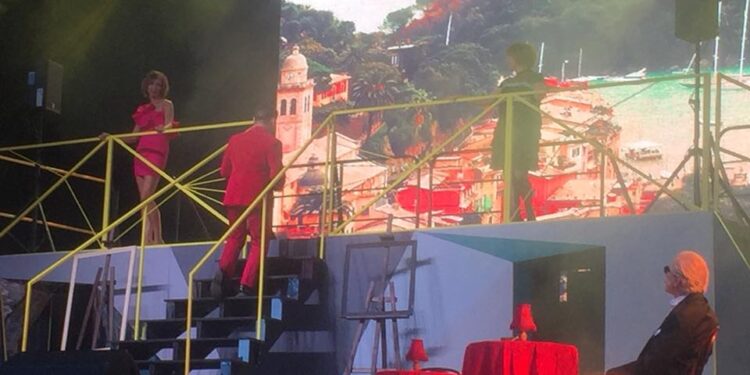 „Po prostu miłość” pod chmurką