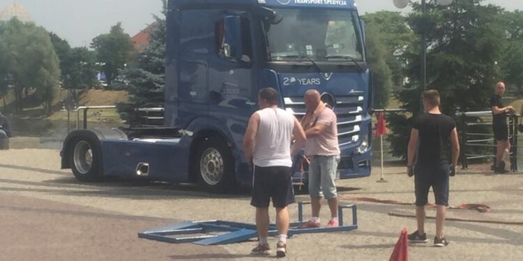 „Ministrongmani” w Gorzowie