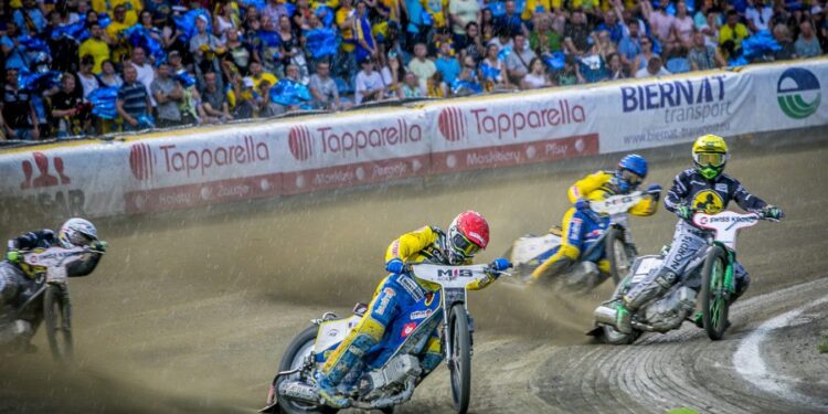 Ostatnia Prosta: derby żużlowe, kajakarstwo, lekkoatletyka, inne