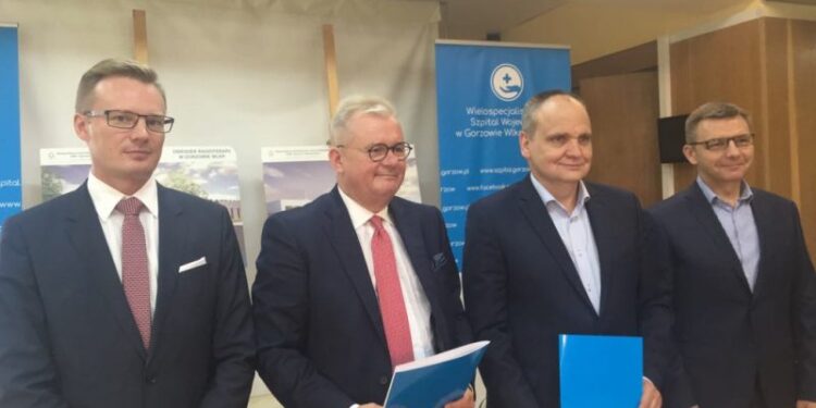 Umowa na akceleratory podpisana