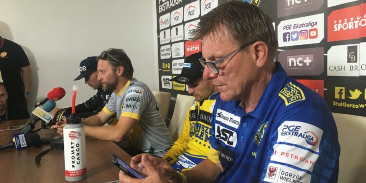 Kto i dlaczego czyli konferencja prasowa po derbach