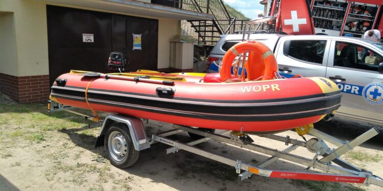 Samochód terenowy dla WOPR Lubniewice