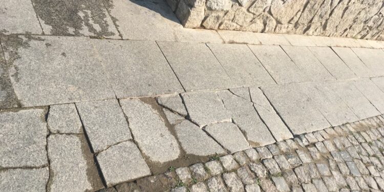 Wymienią nawierzchnię dolnego tarasu