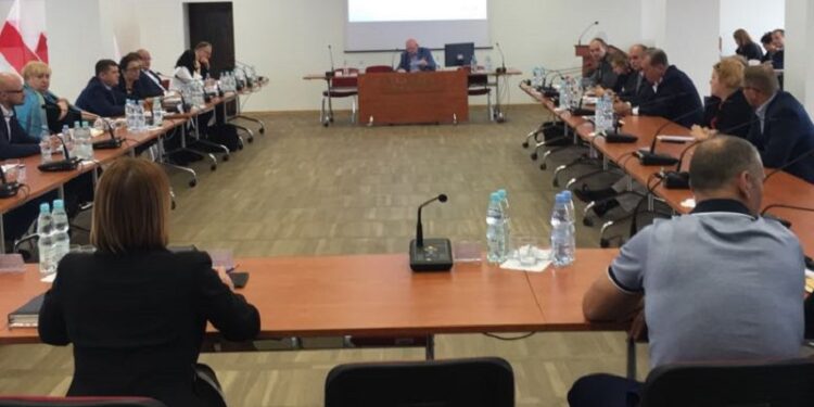 Krótka sesja o przesunięciach i pomniku