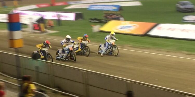 Stal zremisowała z Unią