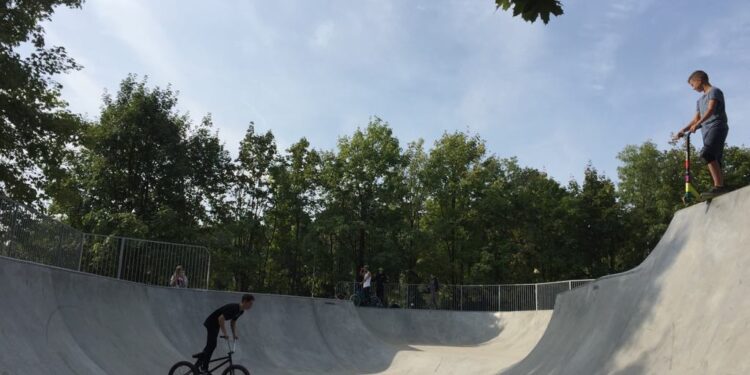 Skatepark oficjalnie otwarty [VIDEO]