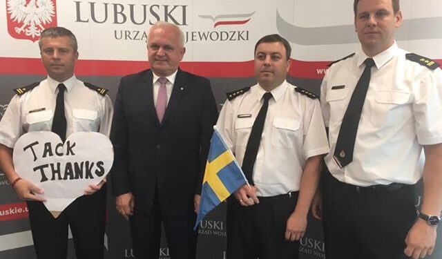 Gasili pożary w Szwecji. Dziś podziękował im wojewoda