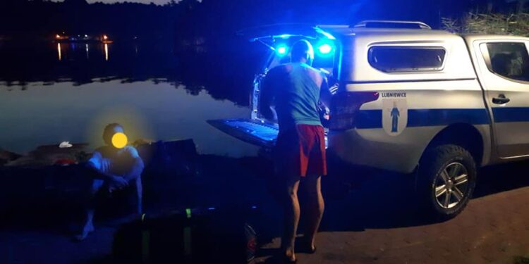 Akcja ratunkowa na jeziorze Lubiąż