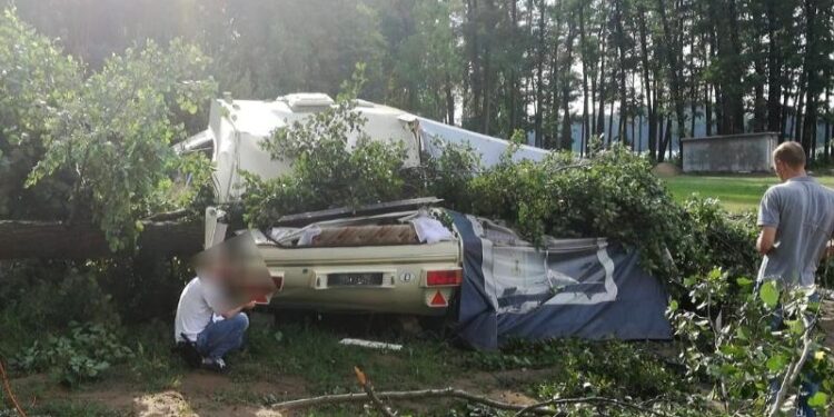 Bardzo ciężki stan przygniecionego chłopca