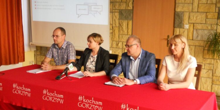 autor: Piotr Wiśniewski