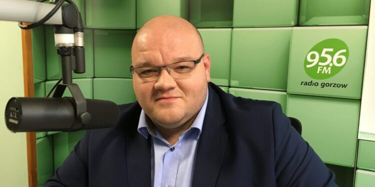 R. Sujak zostaje w urzędzie