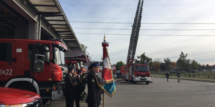 Nowa drabina dla strażaków