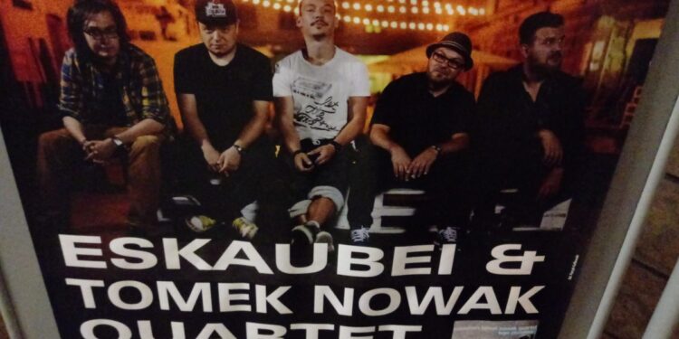 Eskaubei & Tomek Nowak wystąpią Pod Filarami