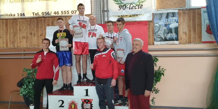 Młodzicy BKS Orkan przywieźli złoto i brąz