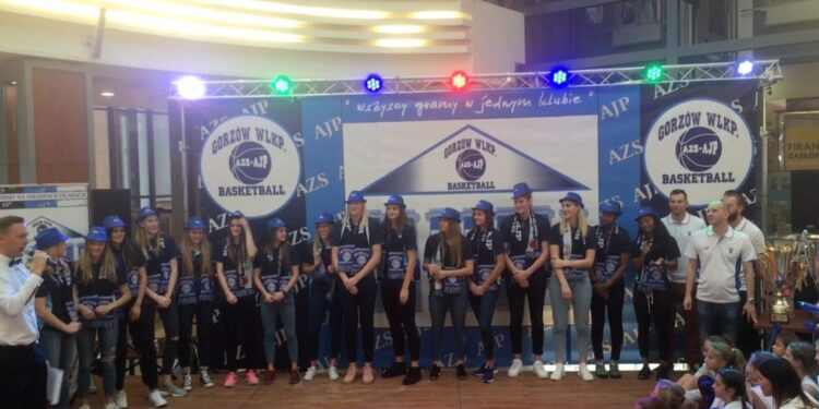 AZS AJP zaprezentowany