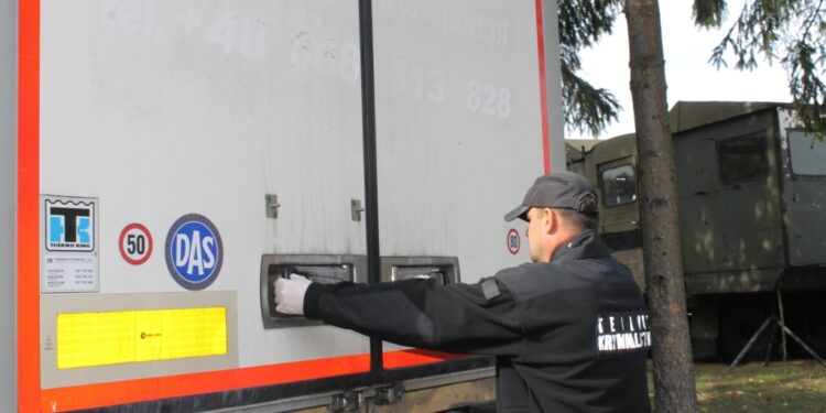 Chłodnia, a w niej… kradzione telewizory