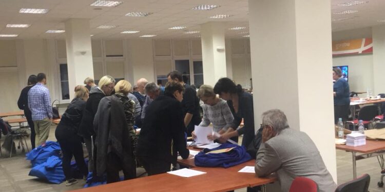 Głosy wciąż są liczone