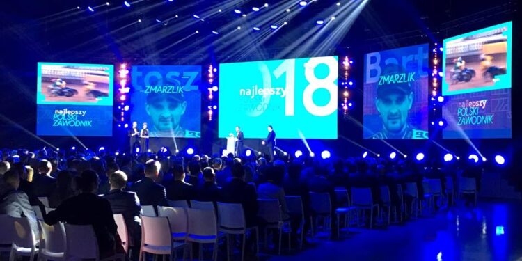 Gala żużlowej ekstraligi w Warszawie: Zmarzlik i Chomski wyróżnieni!