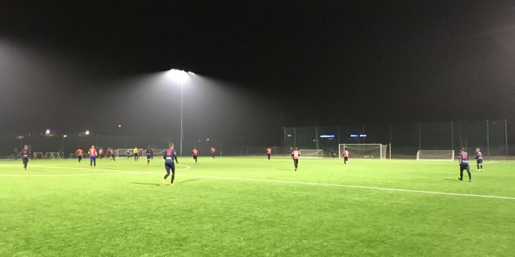 Warta strzeliła cztery i testowała