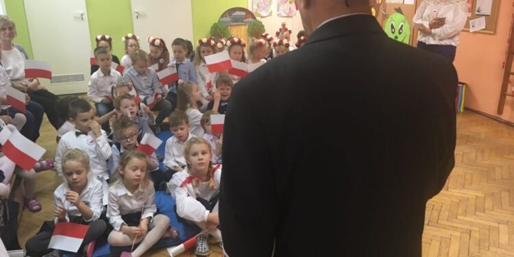 Przedszkolaki rozmawiały o niepodległości