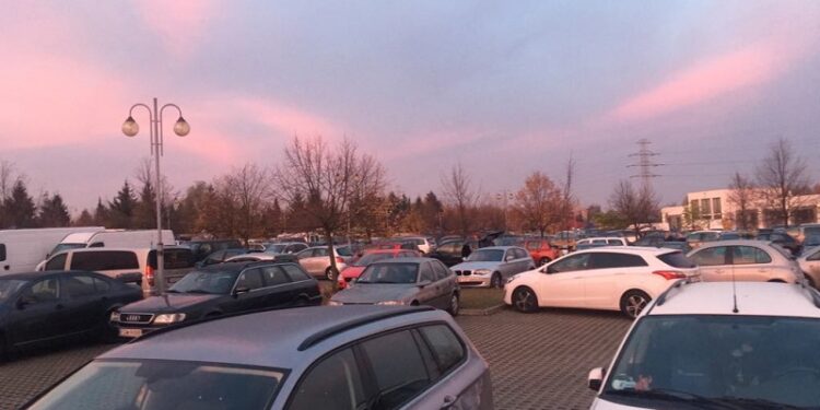 Wszystkich Świętych. Odwiedzamy groby bliskich