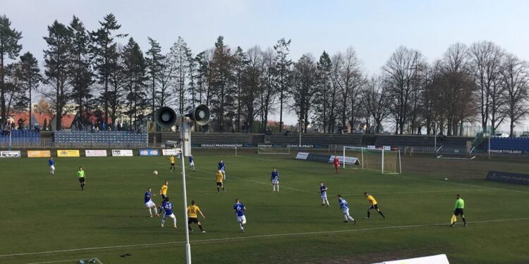 Cztery ciosy zamiast progresu