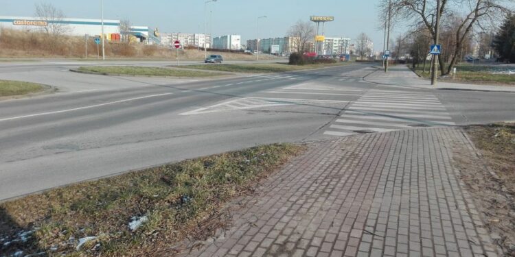 Przebudowa przejścia przez Górczyńską