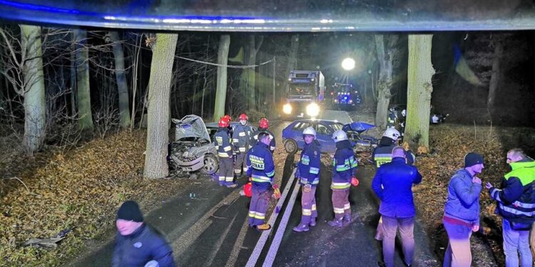 Czołowe zderzenie w Kłodawie