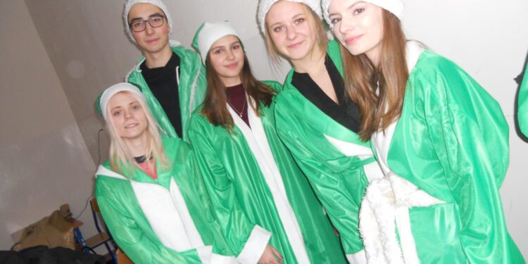 Zielony Mikołaj dla podopiecznych schroniska św. Brata Alberta