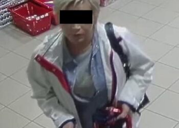 Płaciła nie swoją kartą, sama zgłosiła się na policję