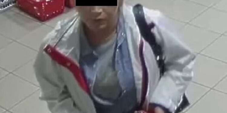 Płaciła nie swoją kartą, sama zgłosiła się na policję
