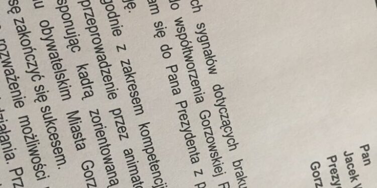 Protest pod biurem minister Rafalskiej