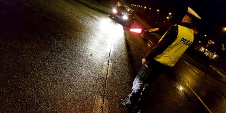 Droga w Wawrowie pod lupą drogówki