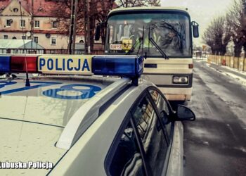 Policja gotowa do kontroli autokarów